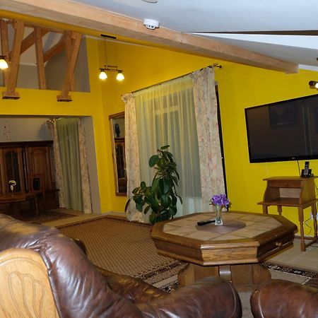 Hotel Green Smiltyne Panevėžys Kültér fotó
